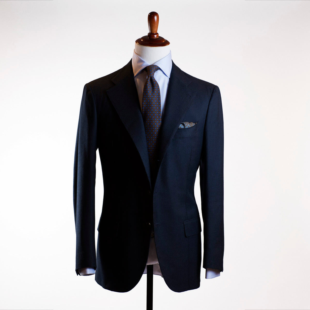 How a Suit Jacket or Sport Coat Should Fit – No Man Walks Alone Europe