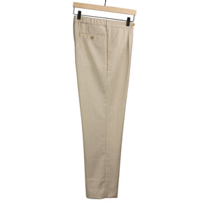 Exclusive single-pleated easy pants in pearl wool herringbone