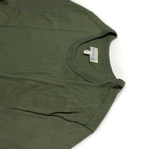 Special box set of 3 1950s crew neck t-shirts in natural, chocolate brown and military green