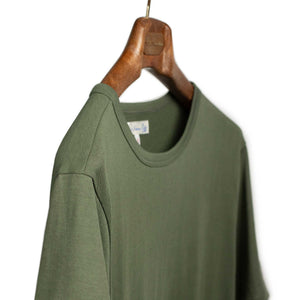 Special box set of 3 1950s crew neck t-shirts in natural, chocolate brown and military green