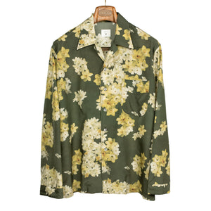 Le Plage Pyjama shirt in green silk and cotton w/ daffodil print