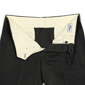 Flat-front trousers in charcoal grey cotton twill