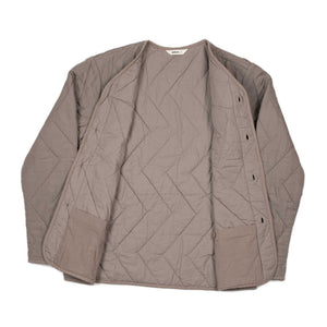 Liner jacket in steel grey zig zag quilted tencel