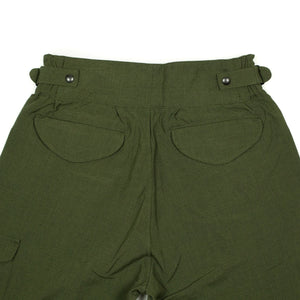 Gurkha pleated trousers in olive Leicester wool yarn