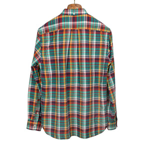 Long sleeve buttoned down shirt in green Madras check