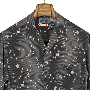 Camp collar shirt in Minamo Sakura printed grey rayon crepe