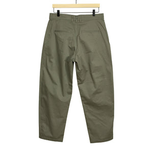 Balloon trousers in olive green cotton