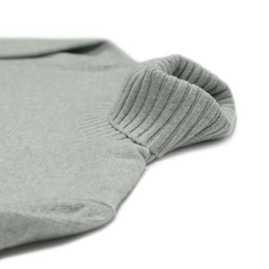 AAmintore fine gauge wool turtleneck sweater in light grey (restock)