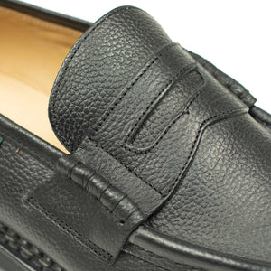 Reims piped seam loafers in black scotch grain leather