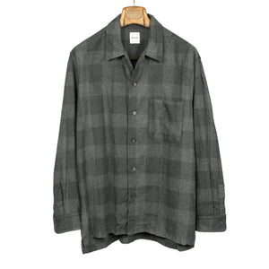 Open collar shirt in charcoal plaid cotton wool flannel